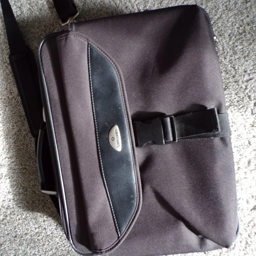 Samsonite crossbody laptop bag black Travel Work Bag